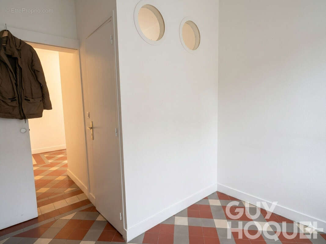 Appartement à VERSAILLES