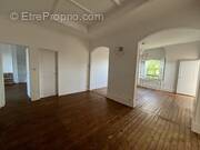 Appartement à ETREPAGNY