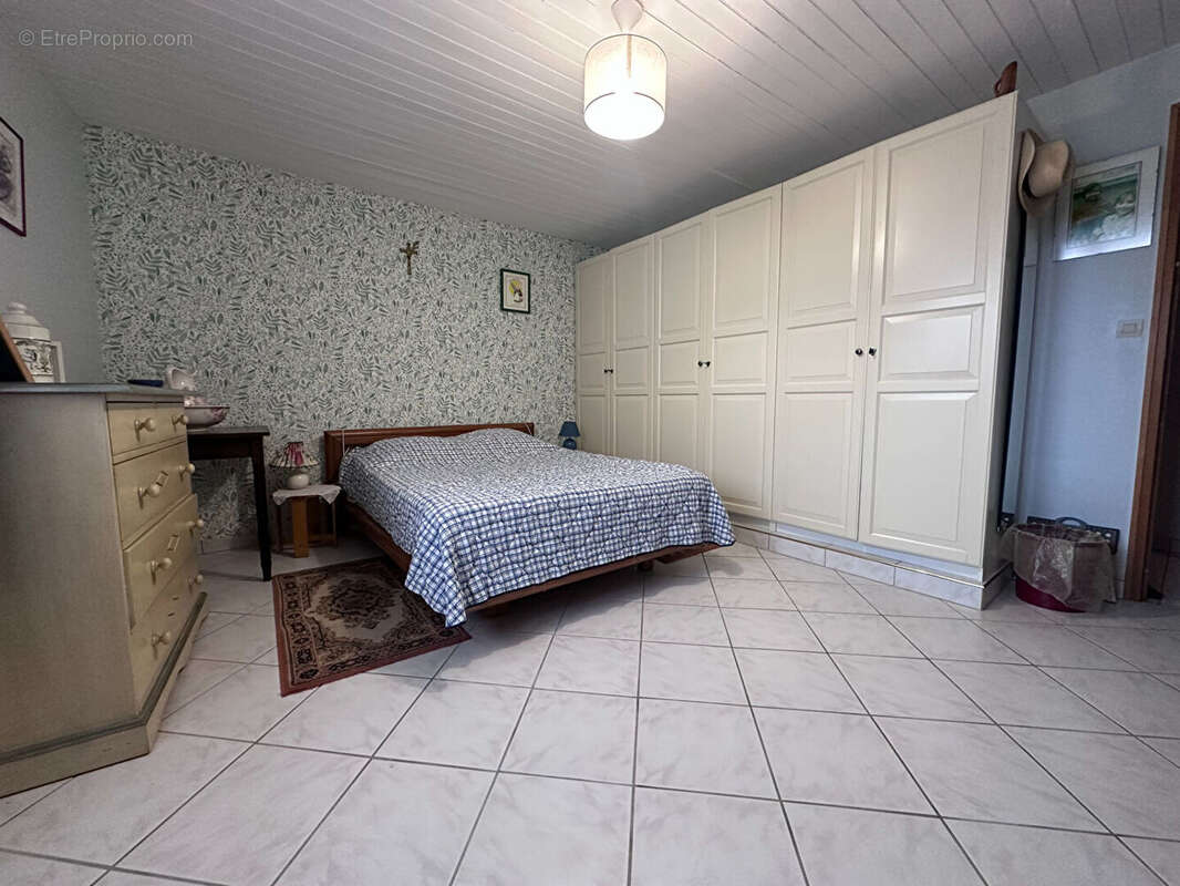 Maison à SAINT-JULIEN-DES-LANDES