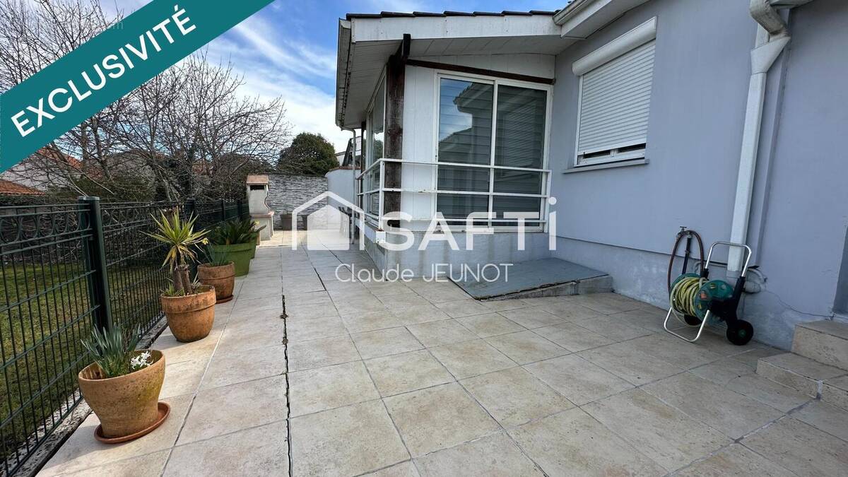 Photo 1 - Maison à BASSENS