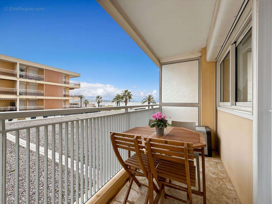 Appartement à FREJUS