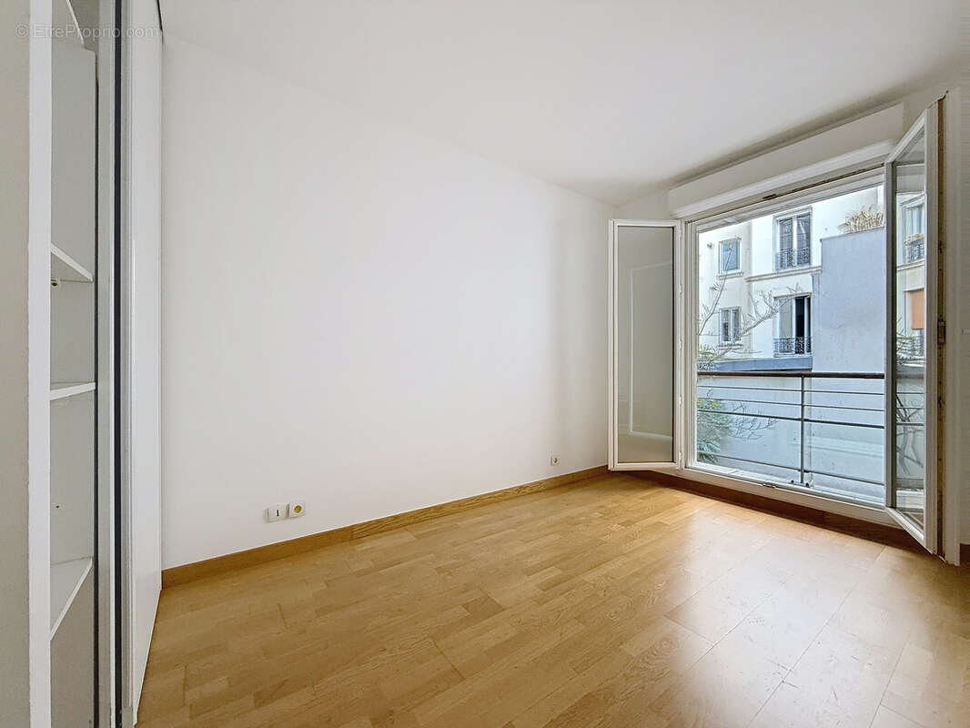 Appartement à PARIS-20E