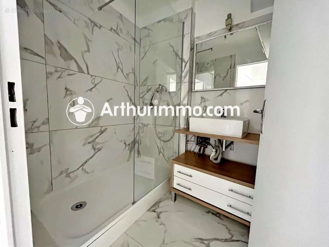 Appartement à LIEUSAINT