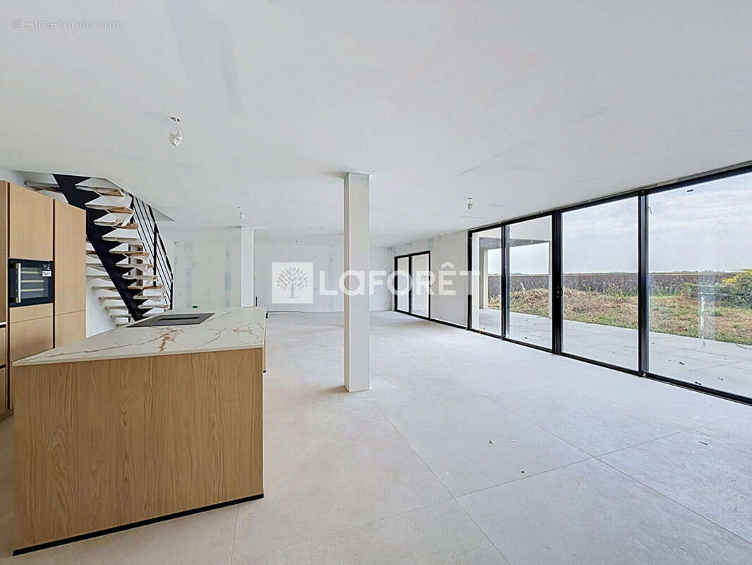 Maison Luc Sur Mer 6 pièce(s) 190 m2 - photo 3