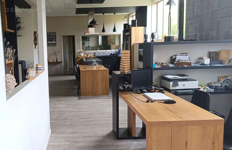 Maison à SAINT-HERBLON