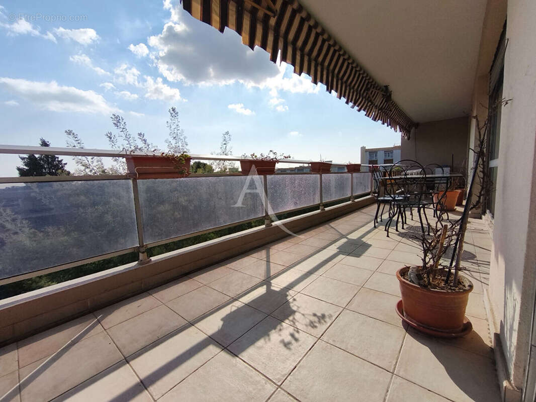 Appartement à MANDELIEU-LA-NAPOULE