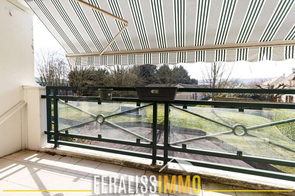 Appartement à JOUY-LE-MOUTIER