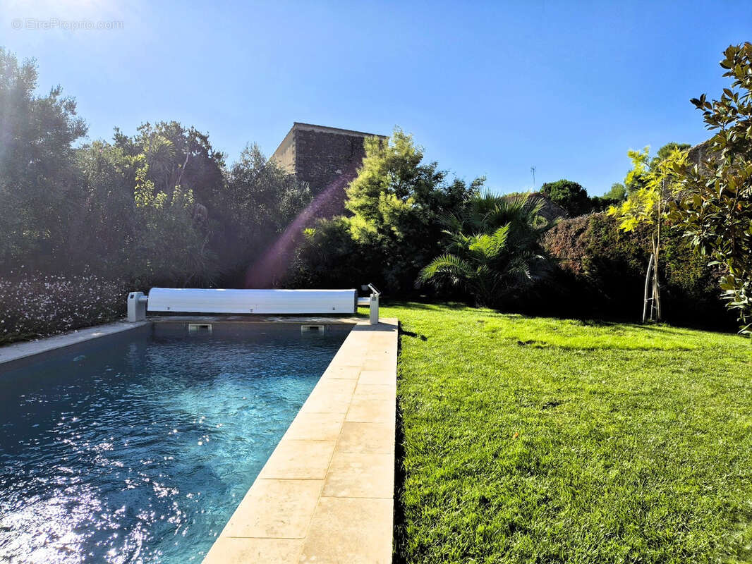 Maison à LEZIGNAN-LA-CEBE