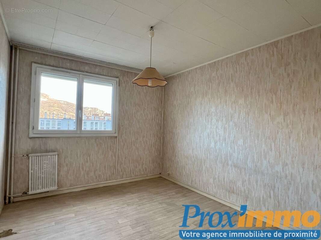 Appartement à SASSENAGE