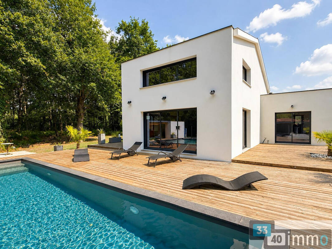 Maison à MIOS
