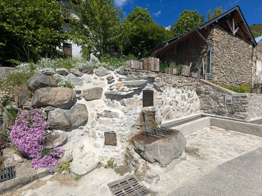 Belle Maison de caractère avec vue panoramique sur les montagnes - photo 18