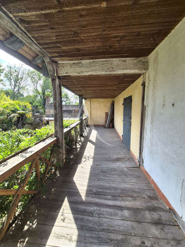 Maison à VILLENEUVE-DE-MARSAN