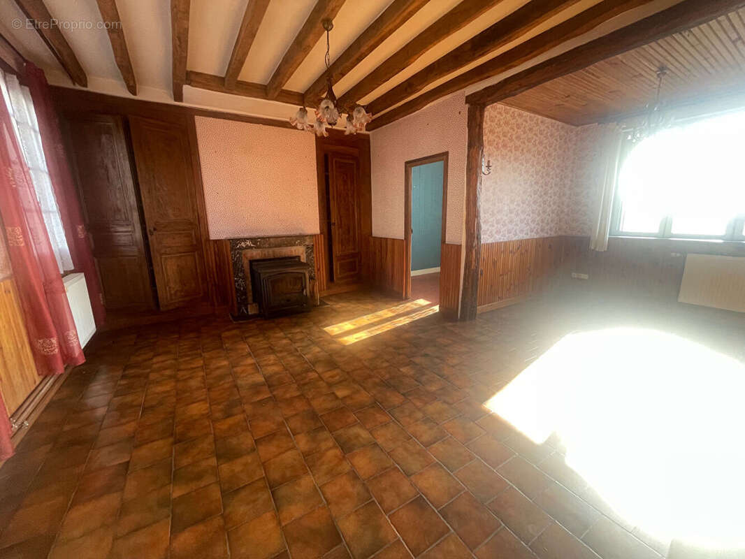 Maison à MONTMIRAIL