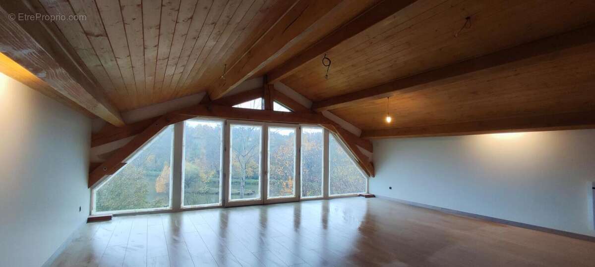 Maison à OYTIER-SAINT-OBLAS