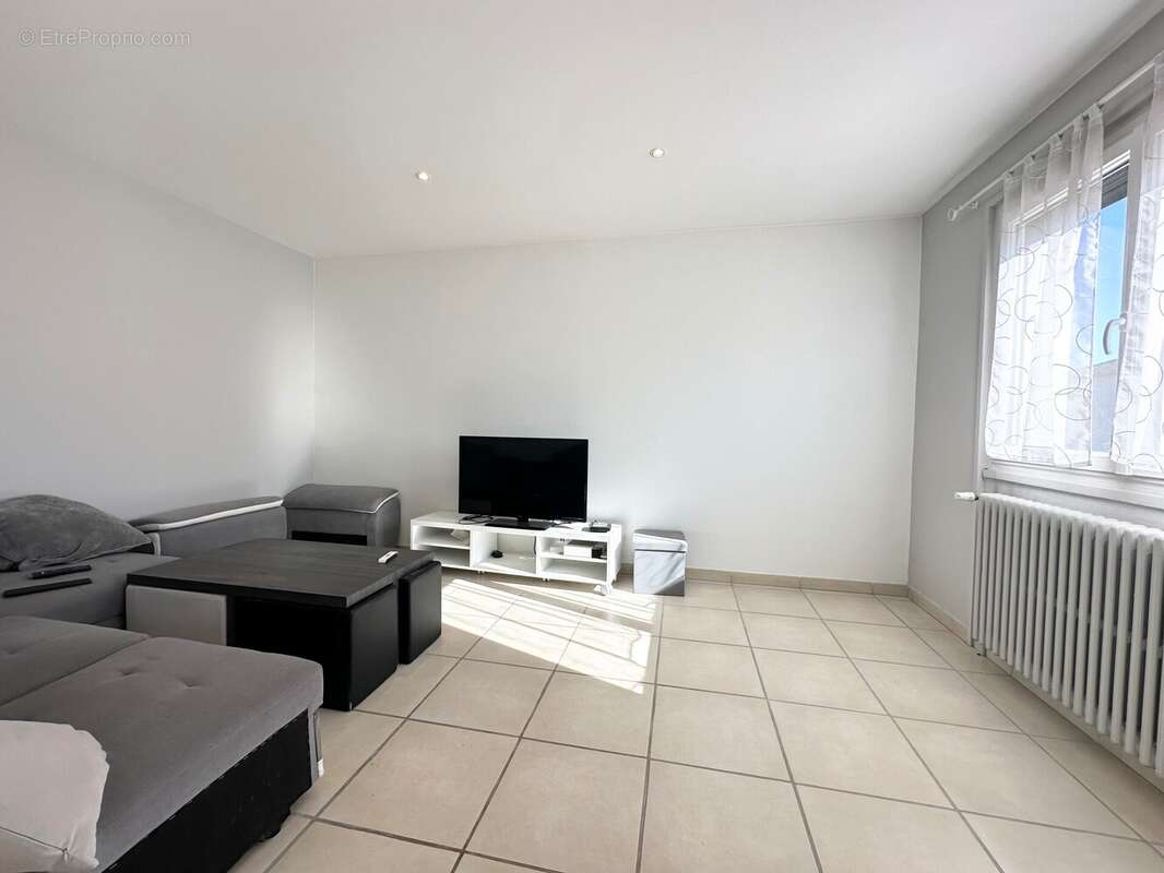 Maison 104 m² à Bereziat  - photo 4