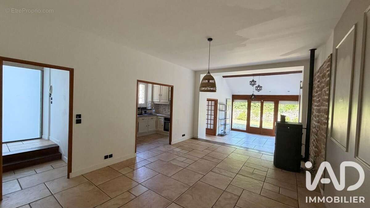 Maison 127 m² à D'huison-Longueville  - photo 2