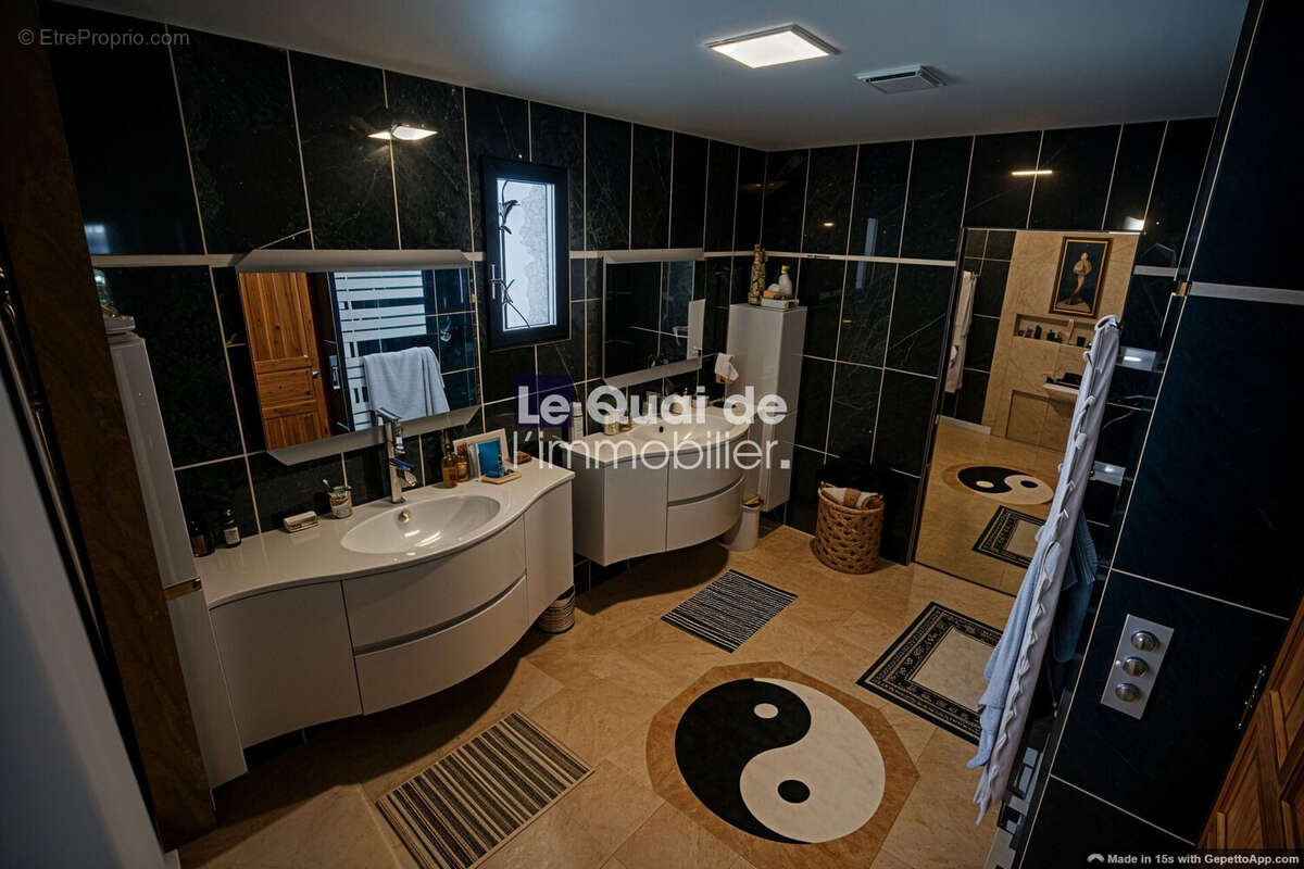 Maison à GRESY-SUR-AIX