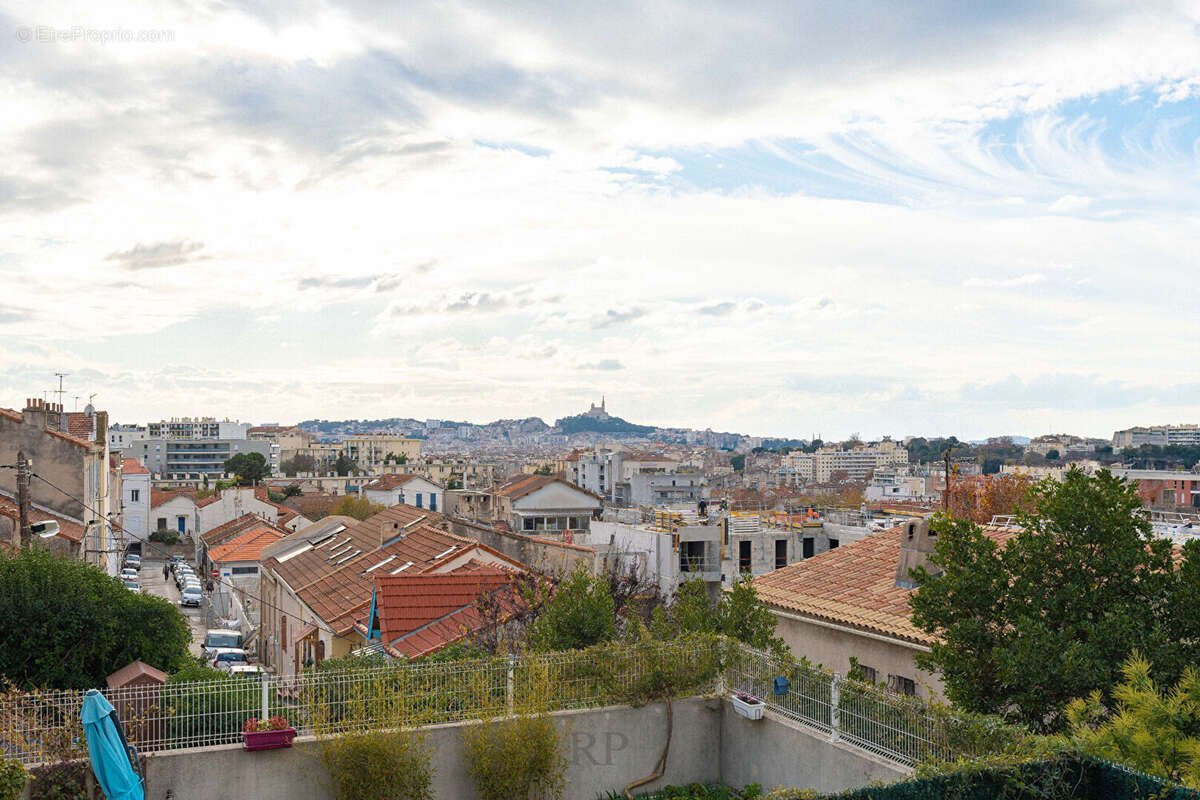 Maison à MARSEILLE-4E