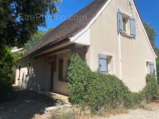 Maison à LACHAPELLE-AUZAC