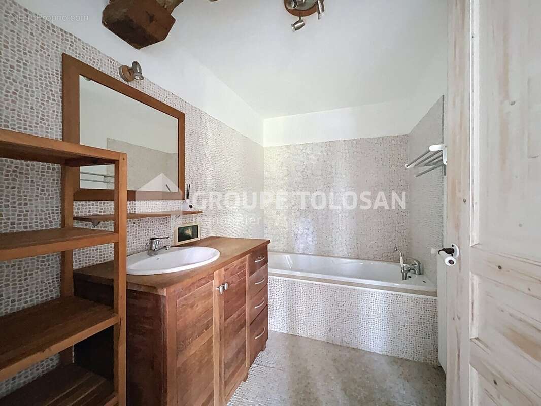 Maison à DREMIL-LAFAGE