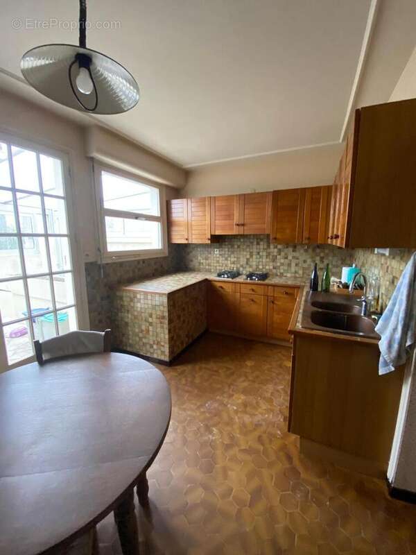 Maison à LE PUY-NOTRE-DAME