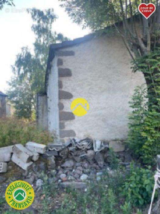 Maison 160 m² à Saint-Flour  - photo 11