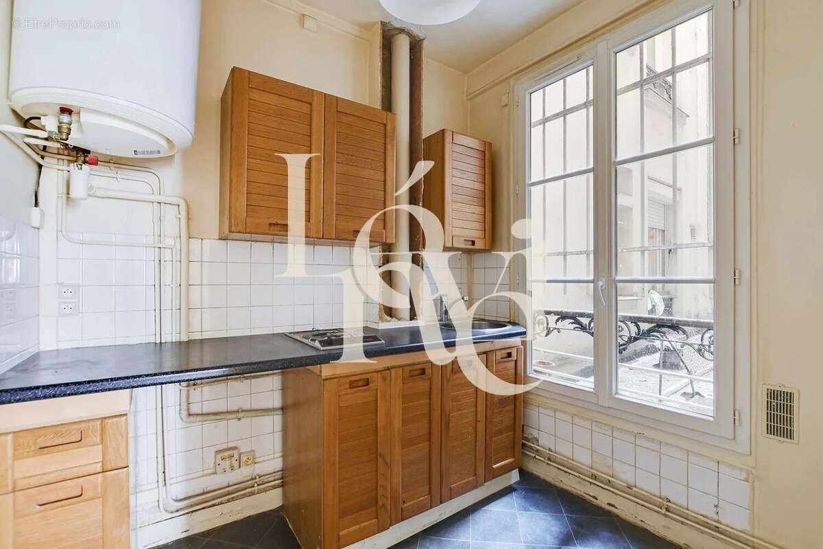 Appartement à PARIS-12E