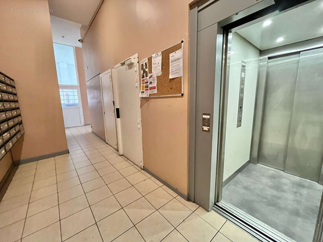 Appartement à SAINT-DENIS