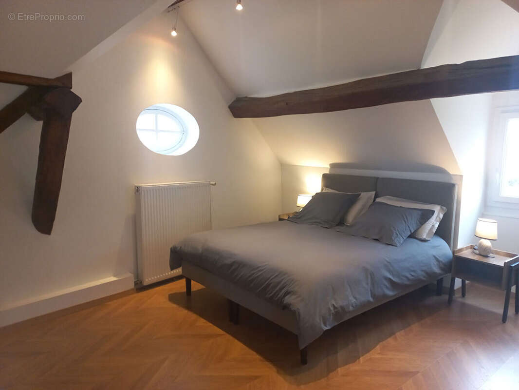 Maison à COULANGES-LES-NEVERS
