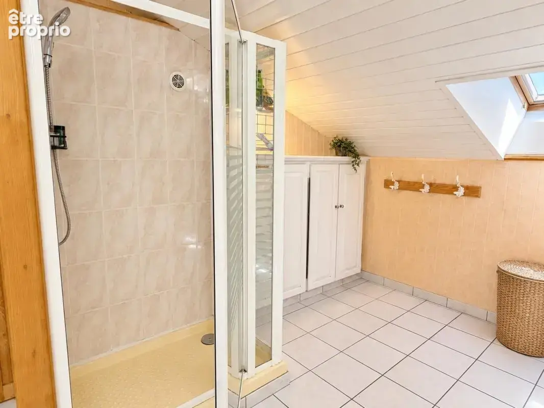 Pavillon individuel sur sous-sol semi-enterré - photo 10