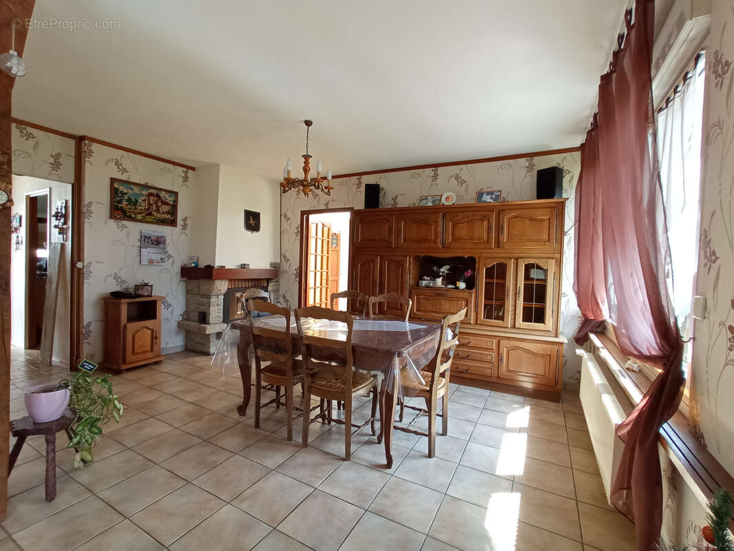 Maison à LE NEUBOURG