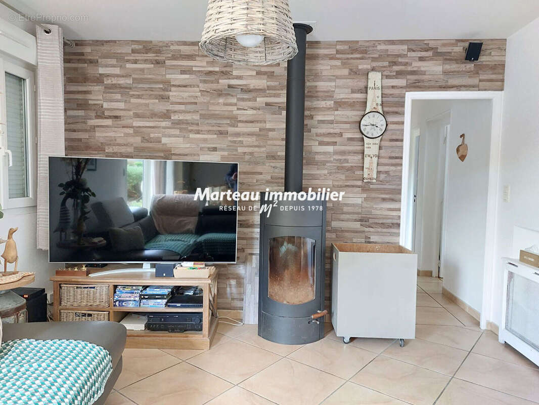 Maison à LA BAZOGE