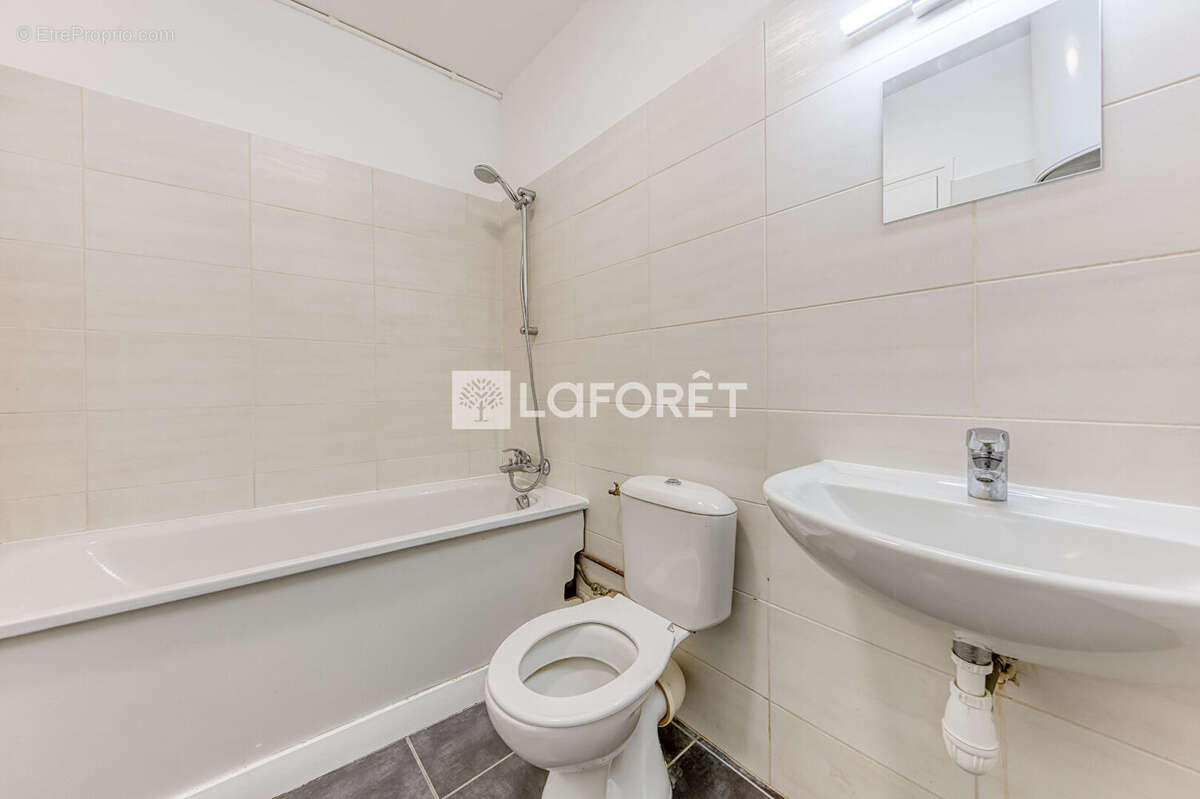 Appartement à OZOIR-LA-FERRIERE