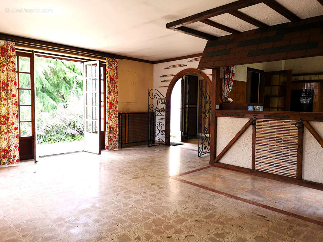 Maison à SAINT-GERMAIN-LE-GAILLARD