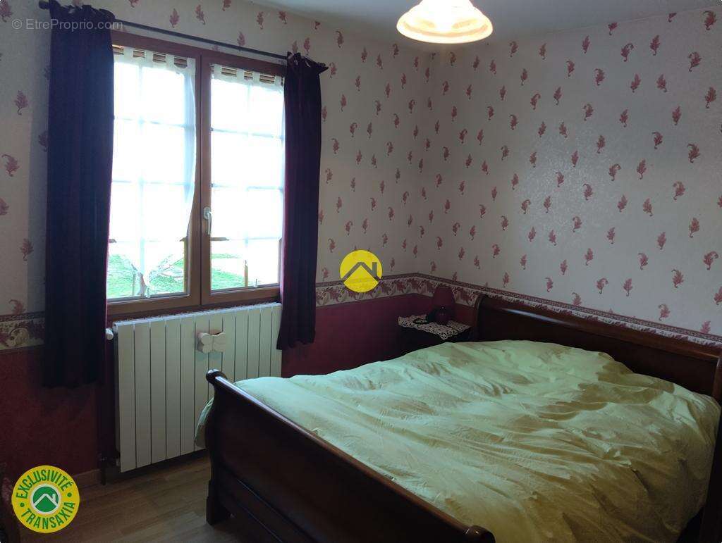 Maison à LE VEURDRE