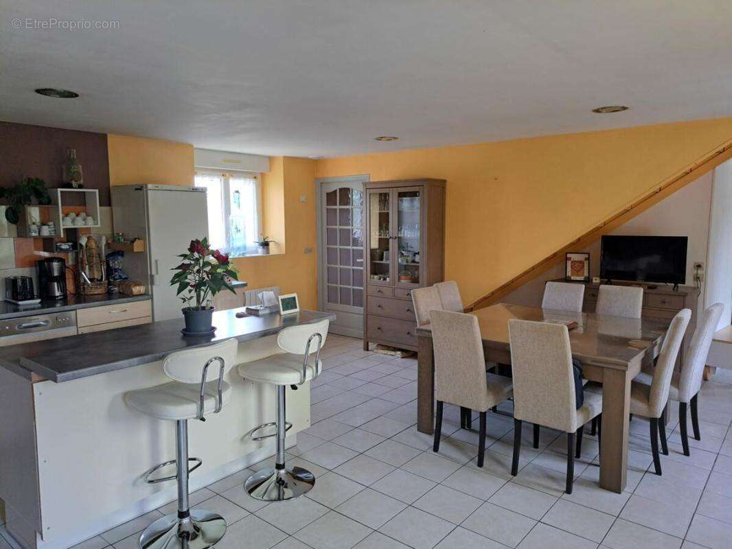 Maison à TREMOREL