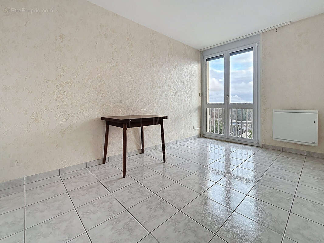 Appartement à MAXEVILLE