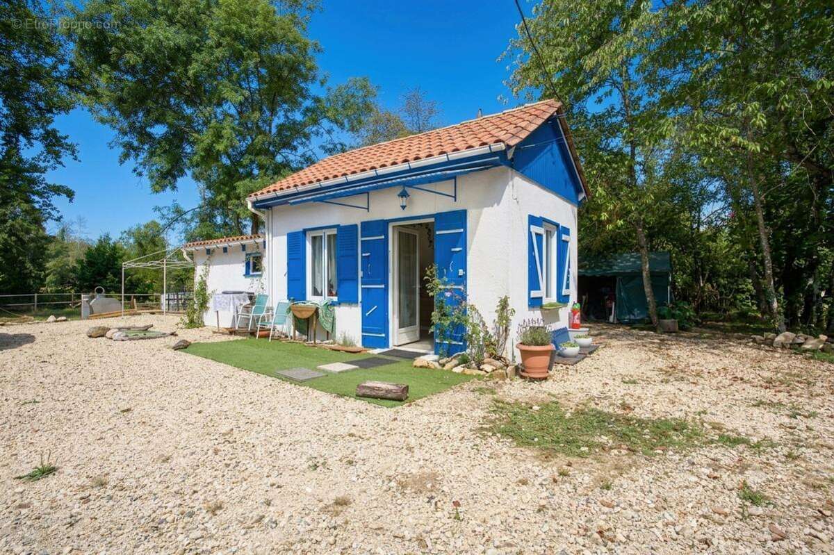 Maison 45 m² à Chancelade  - photo 2