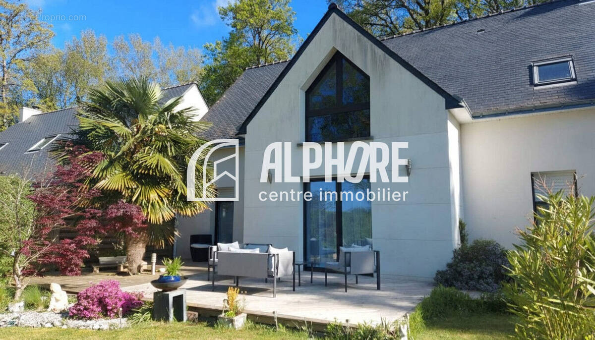 Maison à SAINT-LYPHARD