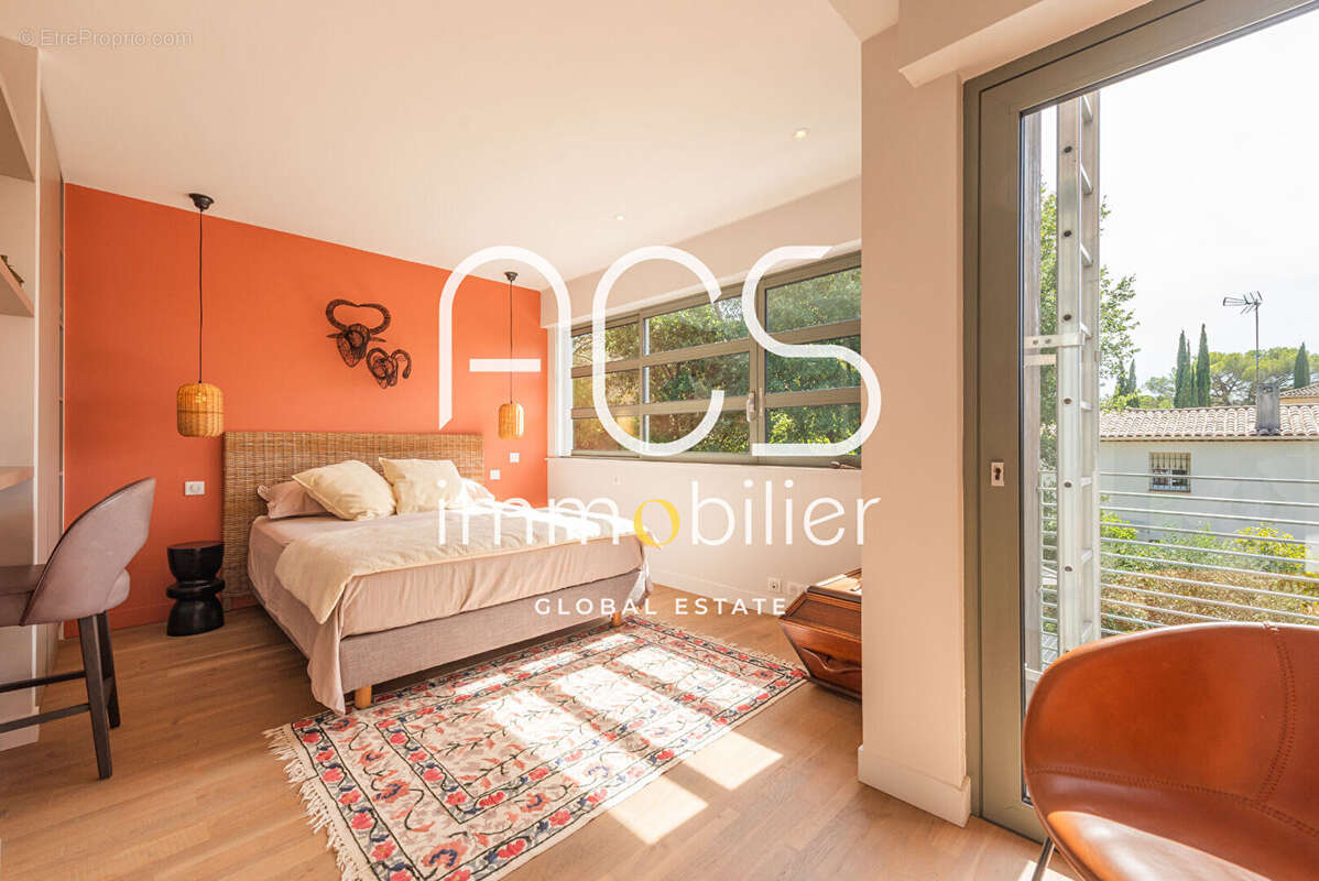 Maison à SAINT-RAPHAEL