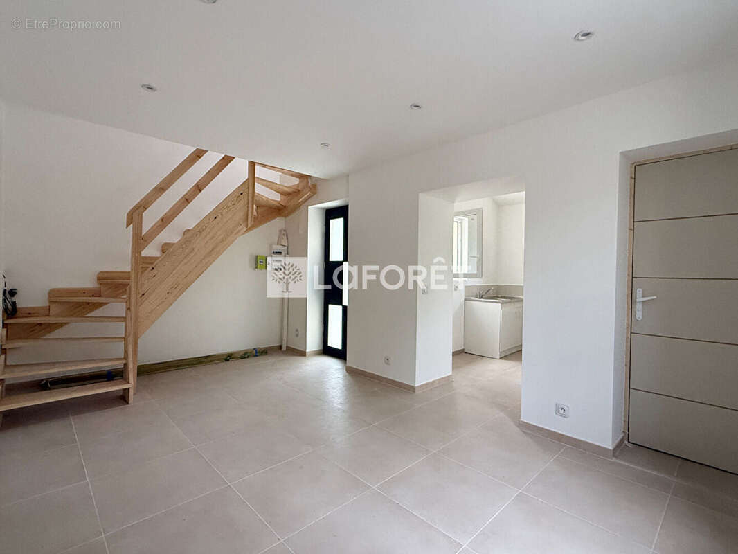 Appartement à LA CHAPELLE-DES-POTS