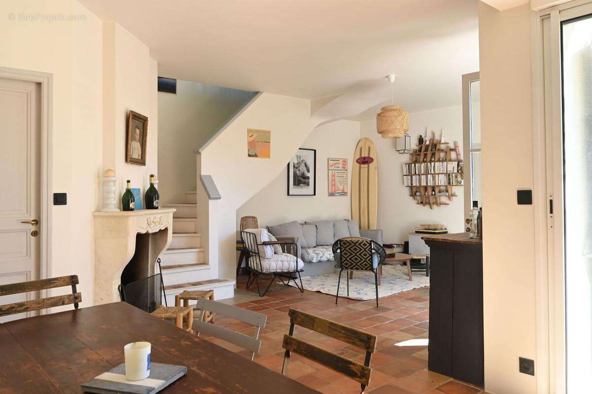 Maison à LES PORTES-EN-RE