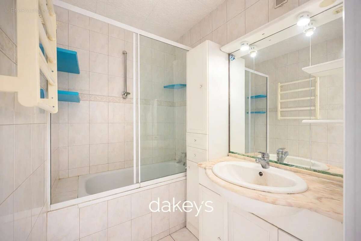 Appartement à MARSEILLE-9E