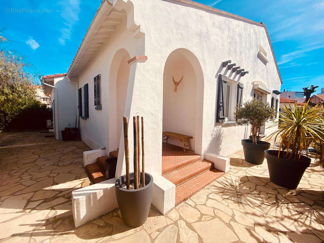 Maison à SAINT-CYPRIEN