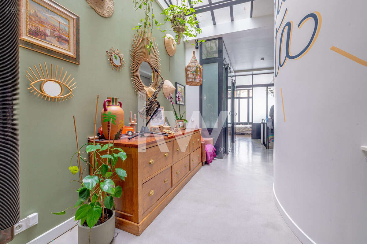Appartement à PARIS-18E