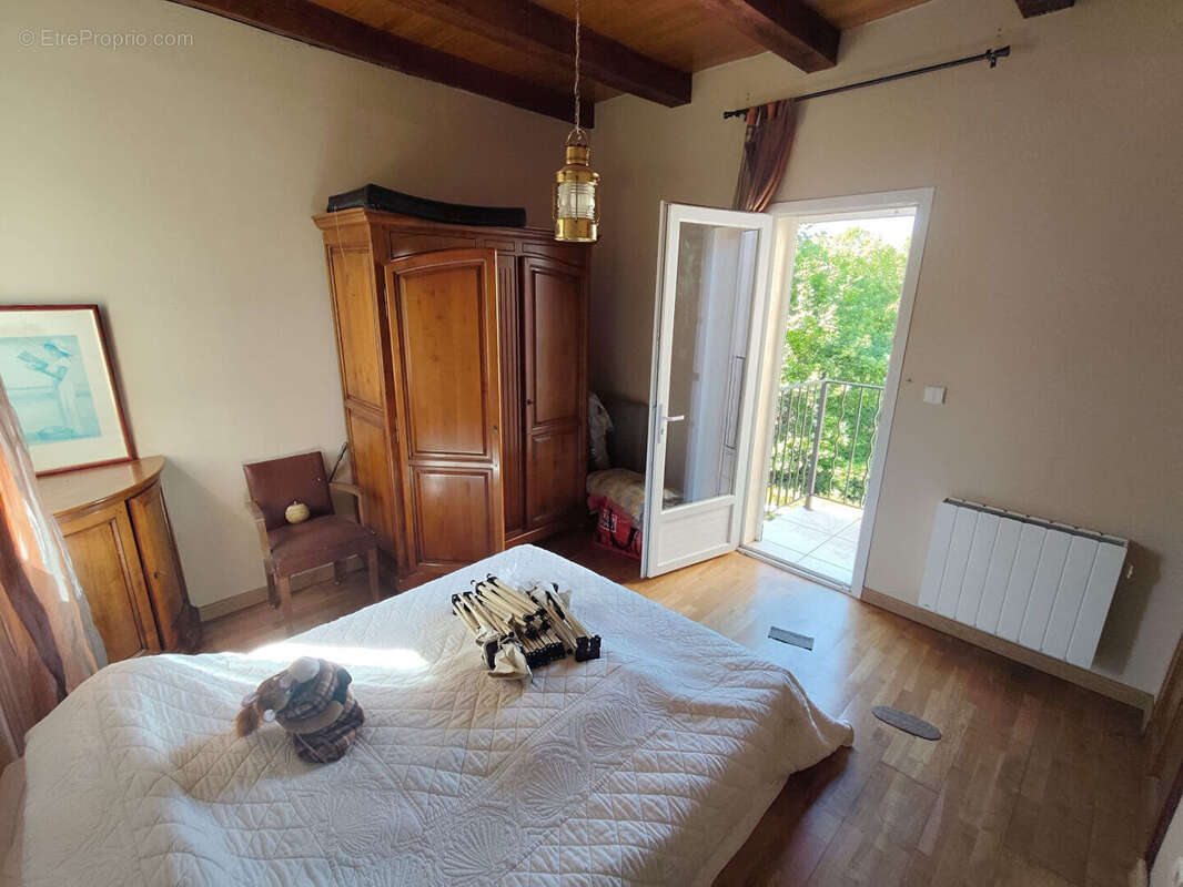 Maison à COURSAC