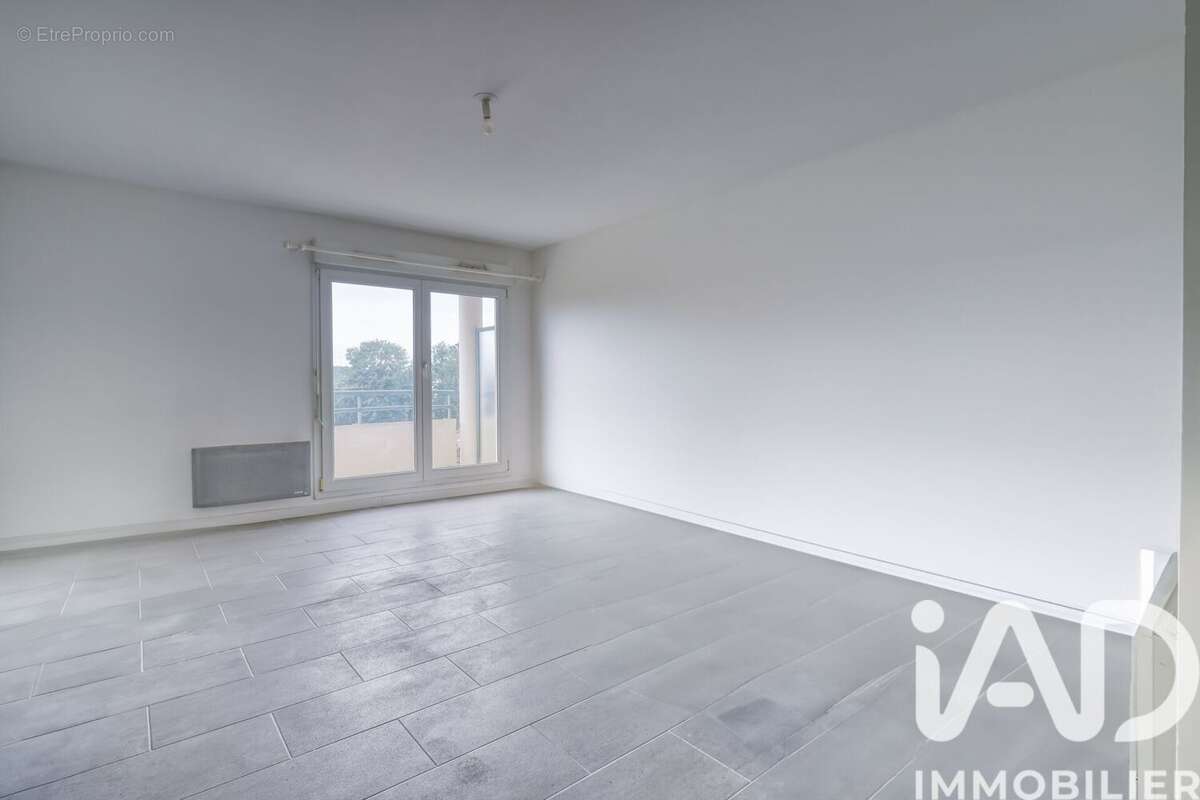 Photo 7 - Appartement à CORBEIL-ESSONNES