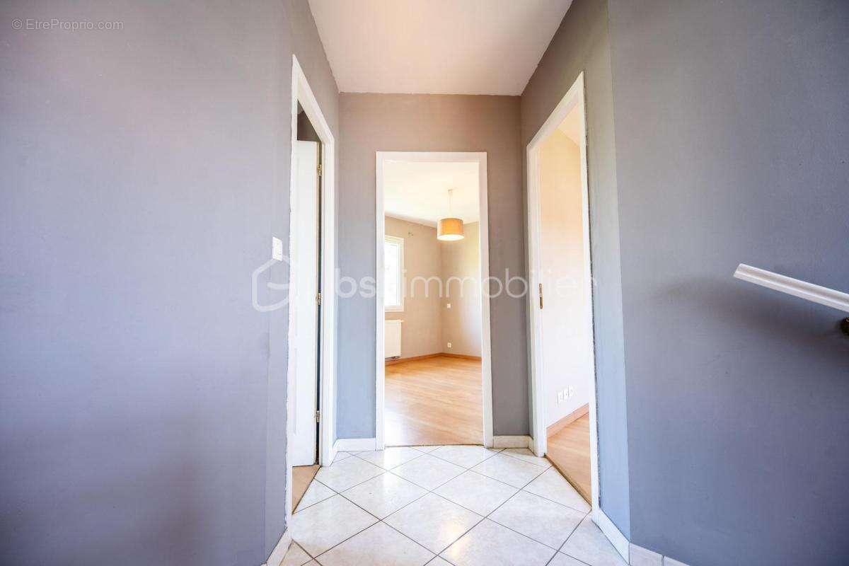 Maison à LA VERPILLIERE