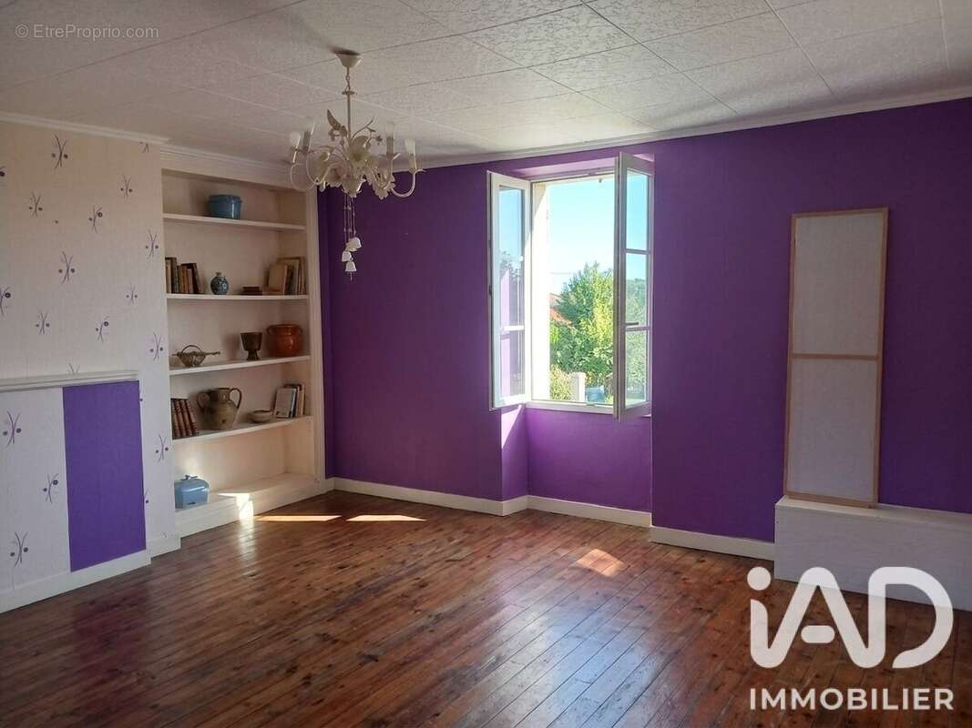 Maison 93 m² à Saint-Secondin  - photo 8