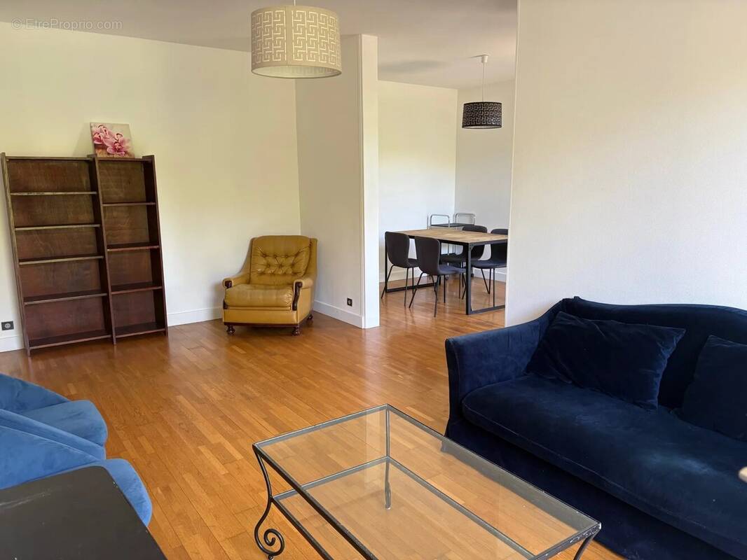 Appartement à VERSAILLES